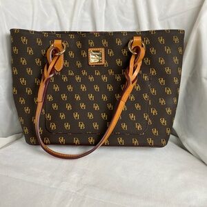 EUC Dooney & Bourke Blakely Tammy Bag - Brown Tmoro DB Logo- Serial #K9806627